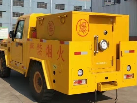 齐齐哈尔凯龙爆破器材运输车：保障爆破任务的安全运行